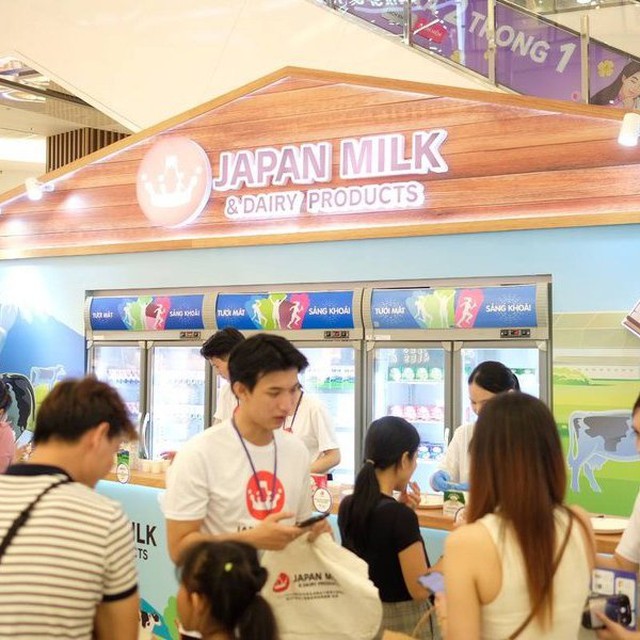 Lần đầu tiên Nhật Bản giới thiệu vị ngon từ sữa tươi nguyên chất “chuẩn Nhật’ tới người tiêu dùng Việt