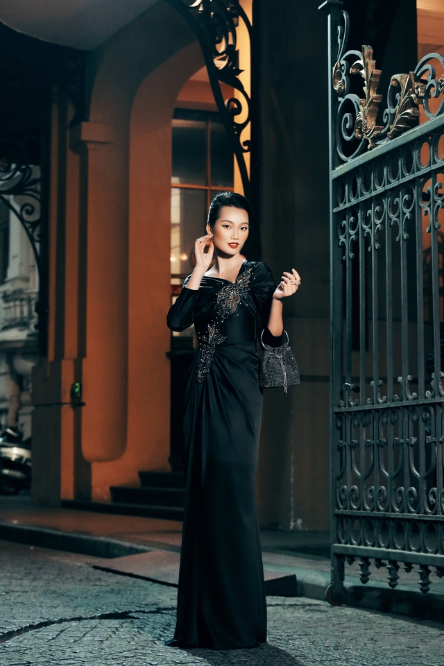 Siêu mẫu châu Á Quỳnh Anh đẹp đài các trong BST thời trang cao cấp lấy cảm hứng Hà Nội của NTK Xuân Lê - Ảnh 10.