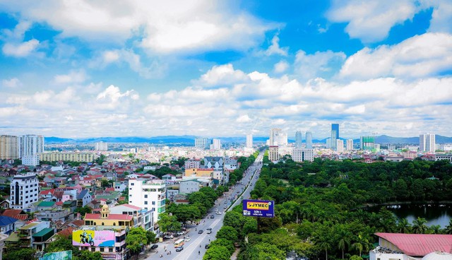 Tỉnh rộng nhất Việt Nam nhưng vẫn như 'một cái áo đang chật', dân số TP trực thuộc tỉnh này sau mở rộng sẽ tăng gần 4 lần - Ảnh 1.