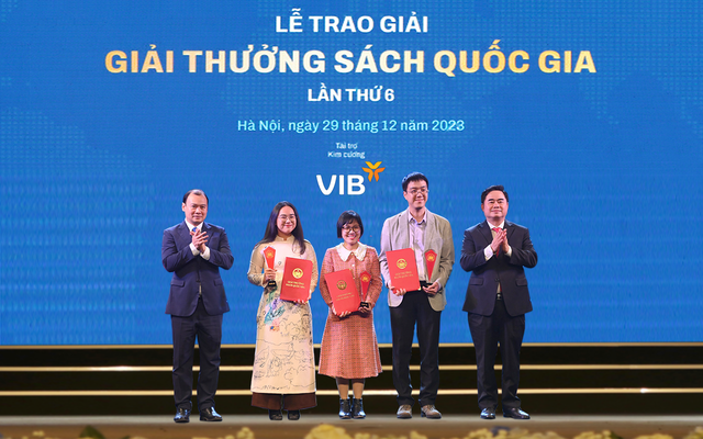 VIB đồng hành Giải thưởng Sách Quốc Gia, đóng góp tích cực vào các hoạt động tôn vinh tri thức và văn hóa Việt Nam - Ảnh 1.