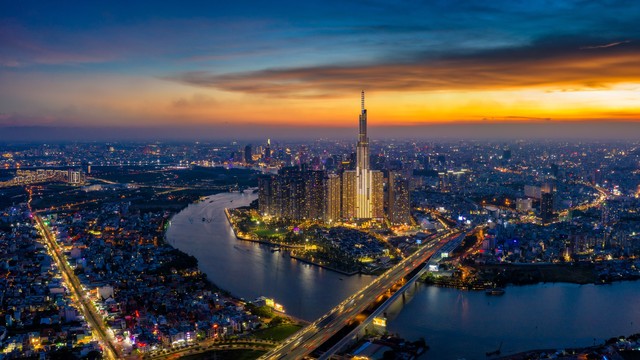 Quy mô kinh tế Việt Nam được dự báo sẽ xếp thứ 34 thế giới năm 2024, GDP bình quân đầu người thì sao?- Ảnh 1.
