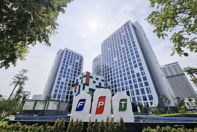 FPT lần thứ 35 vượt đỉnh từ đầu năm, vốn hóa tập đoàn tư nhân lớn nhất Việt Nam vượt 200.000 tỷ FPT lần thứ 35 vượt đỉnh từ đầu năm, vốn hóa tập đoàn tư nhân lớn nhất Việt Nam vượt 200.000 tỷ