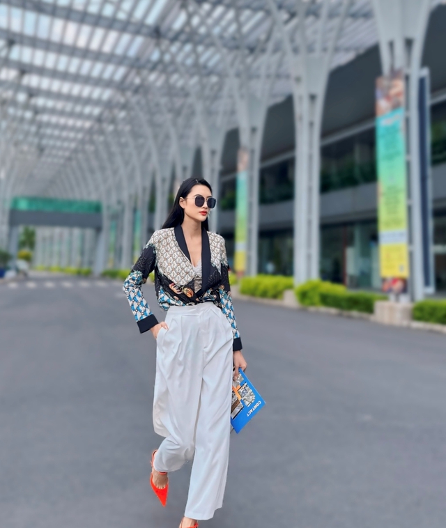 Hình ảnh đời thường của một người đẹp Miss Universe Vietnam 2023 đang chuẩn bị học lên Thạc sĩ- Ảnh 15.