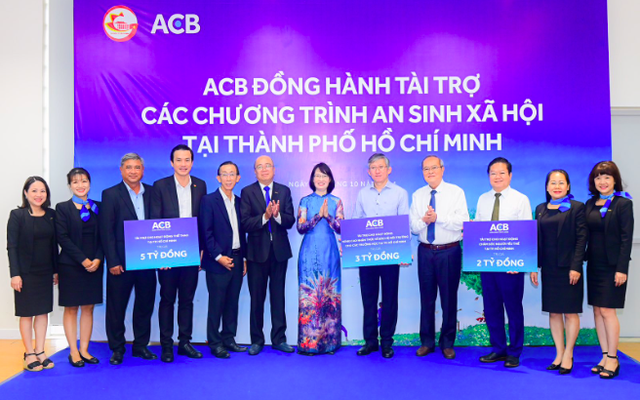 ACB đồng hành cùng UBND Thành phố Hồ Chí Minh trong các chương trình an sinh xã hội