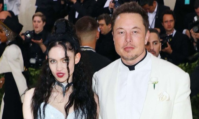 Elon Musk làm khu phức hợp gia đình gồm 3 biệt thự liền kề, 11 người con, 3 vợ cũ có thể đến ở