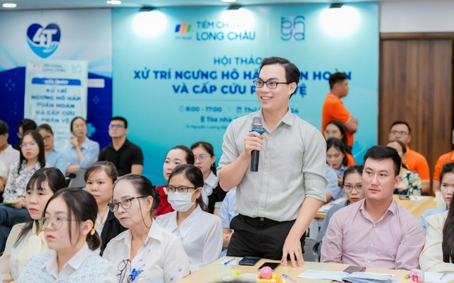 Long Châu nâng tầm đội ngũ cùng chuyên gia Bệnh Viện Đại học Y Dược TP.HCM