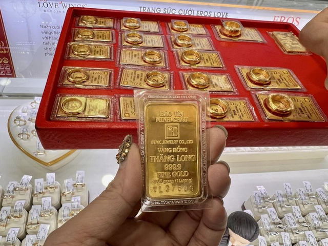 Giá vàng SJC, giá vàng nhẫn hôm nay ngày 7/11: Giảm "sốc" 5 triệu đồng/lượng Giá vàng SJC, giá vàng nhẫn hôm nay ngày 7/11: Giảm "sốc" 5 triệu đồng/lượng