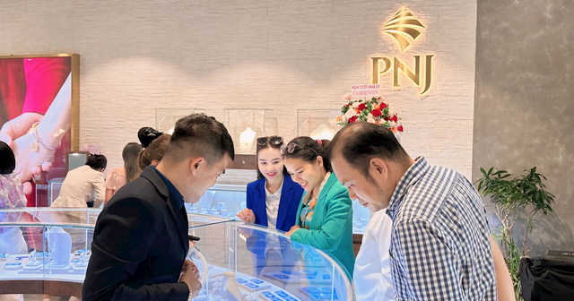 PNJ thu hơn 2.800 tỷ đồng trong tháng 11, lợi nhuận cao nhất 9 tháng