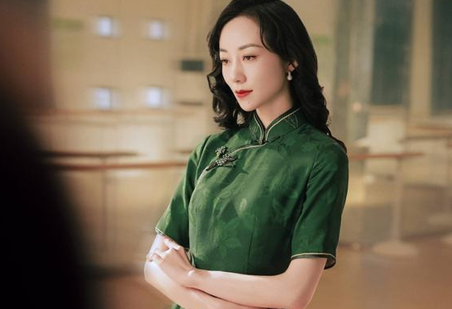 Một mỹ nhân showbiz sở hữu biệt thự 1.100 tỷ đồng, 15 tuổi được tặng chuyên cơ riêng: Gia thế hiển hách khiến ai cũng kiêng nể Một mỹ nhân showbiz sở hữu biệt thự 1.100 tỷ đồng, 15 tuổi được tặng chuyên cơ riêng: Gia thế hiển hách khiến ai cũng kiêng nể
