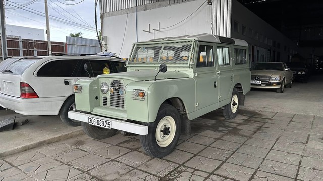 Hàng hiếm Land Rover đời 1975 giá 2,3 tỷ đồng ngang GLC: Không điều hòa, không hệ thống giải trí, kính không kéo được