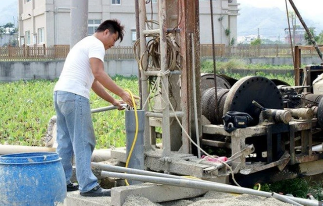 Khoan giếng trên khu đất của công ty, người đàn ông bị cơ quan chức năng phạt hơn 1 tỷ đồng, còn nhận bản án "nặng không tưởng"