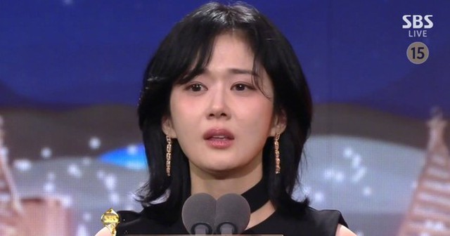 Jang Nara lập kỷ lục chưa từng có