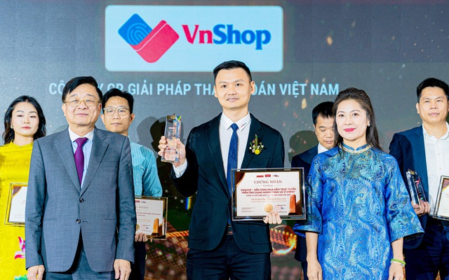 VnShop - nền tảng mua sắm trực tuyến trên app ngân hàng lọt Top Tin dùng Việt Nam 2024