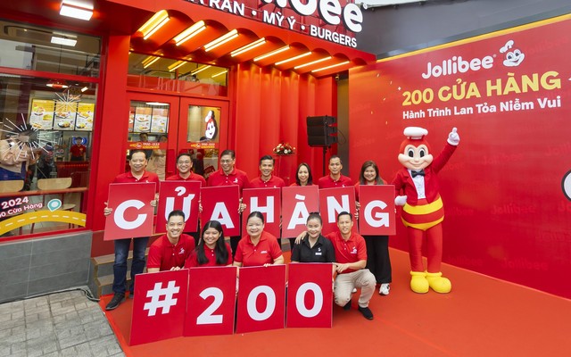 200 cửa hàng - Cột mốc mới trong hành trình lan tỏa niềm vui của Jollibee Việt Nam