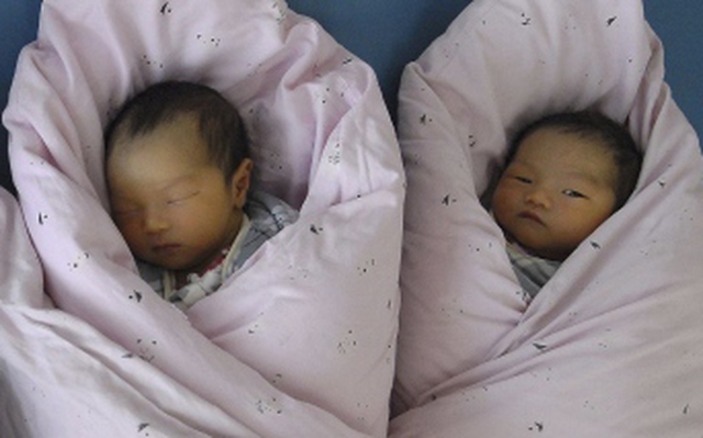 Nhiều “bé Rồng” chào đời mùng 1 Tết, Trung Quốc kỳ vọng tỷ lệ sinh gia tăng