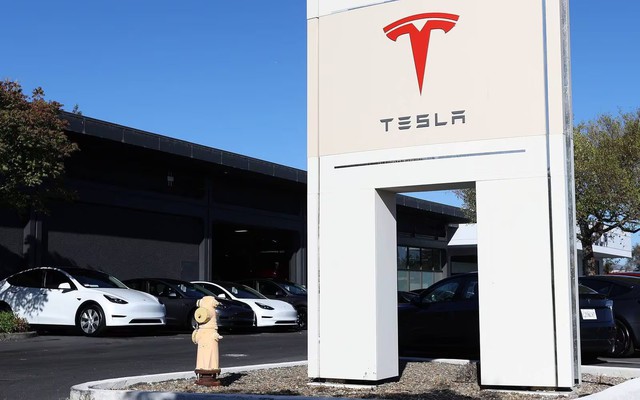 Vận đen đeo bám Elon Musk, Tesla thông báo đợt thu hồi lớn nhất trong lịch sử, gần như toàn bộ xe điện của hãng ở Mỹ bị ảnh hưởng
