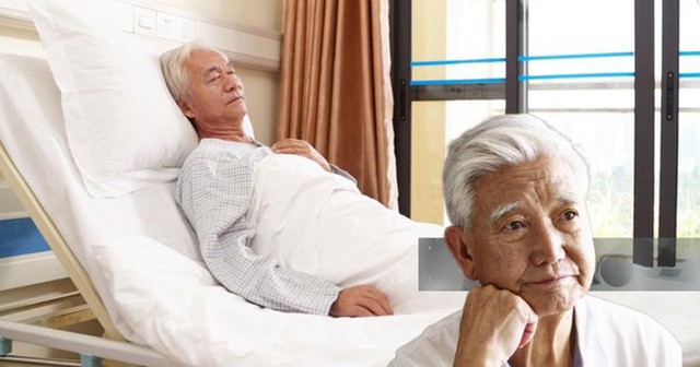 Nằm viện, được các con hiếu thảo chăm sóc, cụ ông U70 vẫn ngẫm ra 2 sự thật “đau đớn” của tuổi già