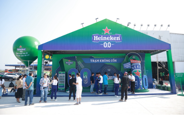 Trạm dừng chân Heineken 0.0 đồng hành cùng tài xế Việt