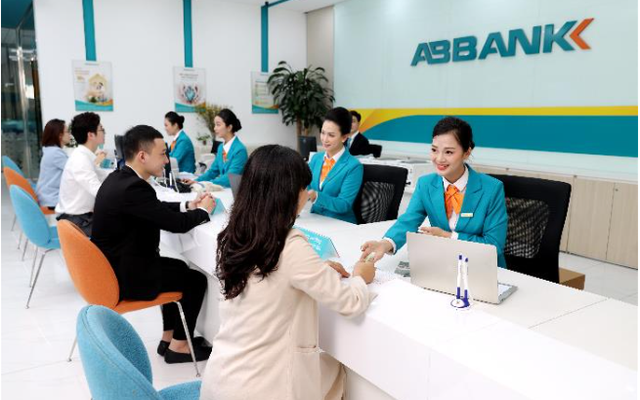 ABBANK tăng cường hỗ trợ doanh nghiệp SME đẩy mạnh kinh doanh năm 2024