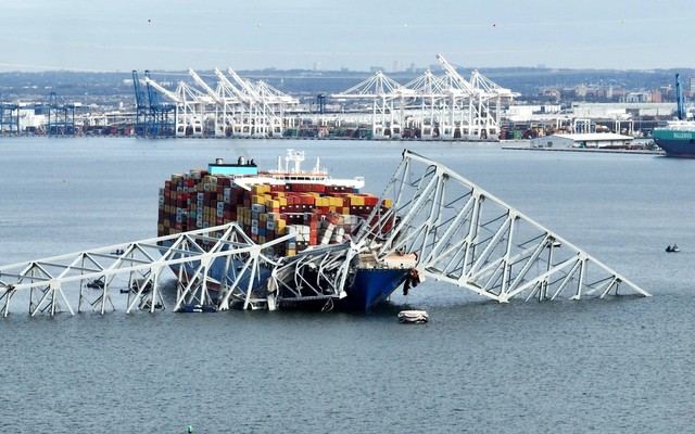 Cầu Francis Scott Key bị tàu container đâm sập vào hôm thứ Ba
