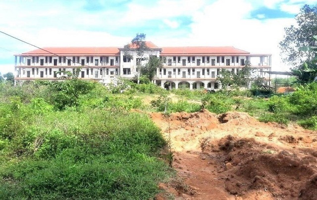 Thực hư vụ việc chậm trễ xây dựng trường học được đầu tư hơn 61 tỷ đồng- Ảnh 1.