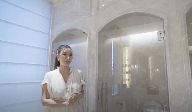 ''Bà hoàng Hermes'' tiếp tục ''đập hộp'' dinh thự rộng gần 750m2 ở Singapore: riêng phòng tắm và nhà bếp được ốp đá cẩm thạch quý hiếm- Ảnh 17.