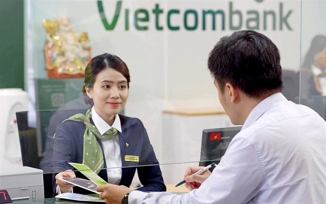 Lãi suất ngân hàng Vietcombank mới nhất: Gửi 12 tháng có lãi suất tốt nhất- Ảnh 1.