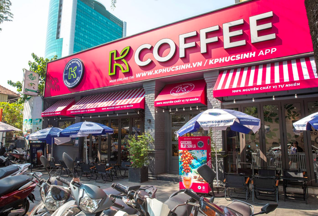 Chuỗi cà phê của 'Vua tiêu' đổi màu hồng rực rỡ, muốn cuộc chơi lớn để 'chữa lành' nỗi đau: Việt Nam là thủ phủ cà phê song dân ta lại 'uống cái gì đâu'