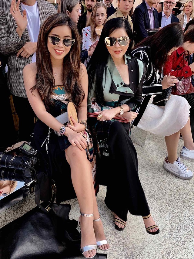 Ái nữ nổi tiếng nhất của tỷ phú Johnathan Hạnh Nguyễn: Từ hotgirl MXH đến Phó tổng giám đốc mảng thời trang hàng hiệu, phải đi lùi mới về vạch đích- Ảnh 12.