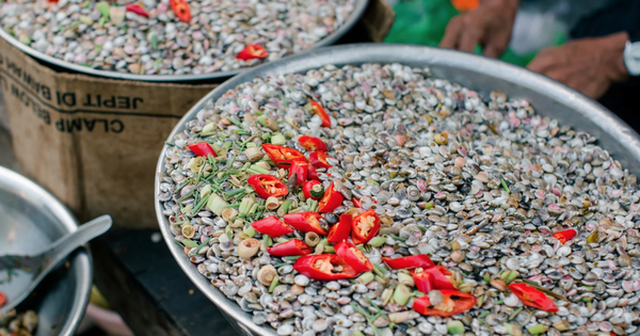 Món đặc sản "bảy sắc cầu vồng" của Việt Nam, tưởng chỉ dành cho người rảnh nhưng ăn xong lại mê
