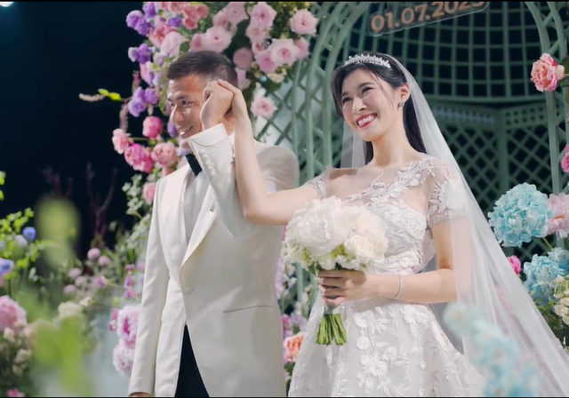 Cuộc sống hiện tại của tiểu thư 9X thừa kế Alphanam: Đã kết hôn và đón con đầu lòng, đang nắm giữ vị trí nào trong đế chế khổng lồ?- Ảnh 6. Cuộc sống hiện tại của tiểu thư 9X thừa kế Alphanam: Đã kết hôn và đón con đầu lòng, đang nắm giữ vị trí nào trong đế chế khổng lồ?- Ảnh 6.
