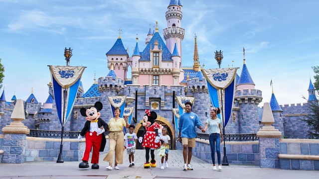 Vì sao không có máy bay nào được phép bay qua công viên Disneyland? “Nơi hạnh phúc nhất thế giới” chứa bí mật gì?- Ảnh 3.