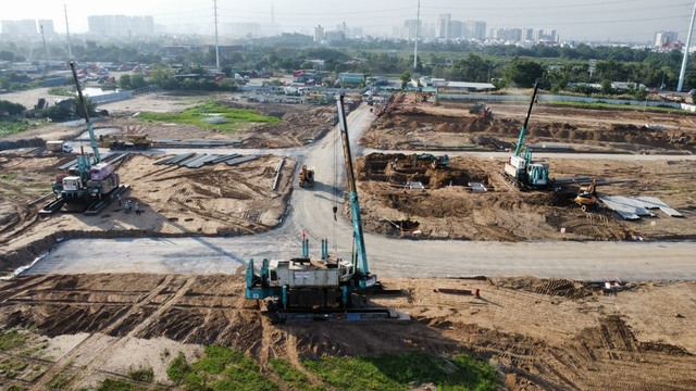 Khang Điền tiết lộ kế hoạch triển khai 2 dự án với một Tập đoàn Singapore: Làm hơn 200 căn nhà liền thổ và 600 căn hộ chung cư, dự kiến chi 10.200 tỷ đồng- Ảnh 1.