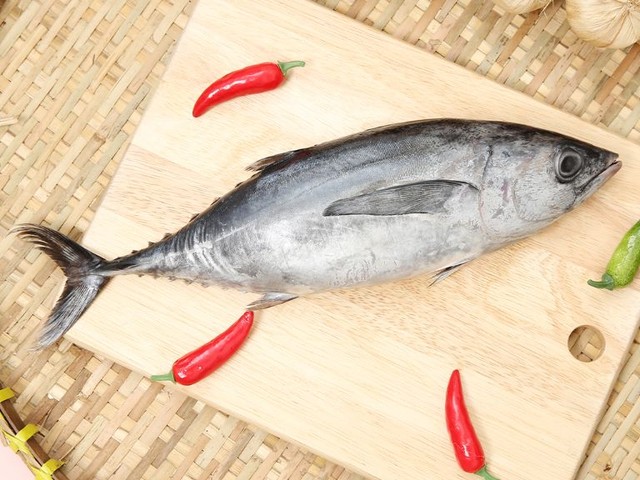 Loại cá giàu omega-3 giúp kiểm soát đường huyết, bổ máu, tốt cho tim: Rẻ bằng 1/2 cá hồi, sau 50 tuổi nên bổ sung- Ảnh 1.