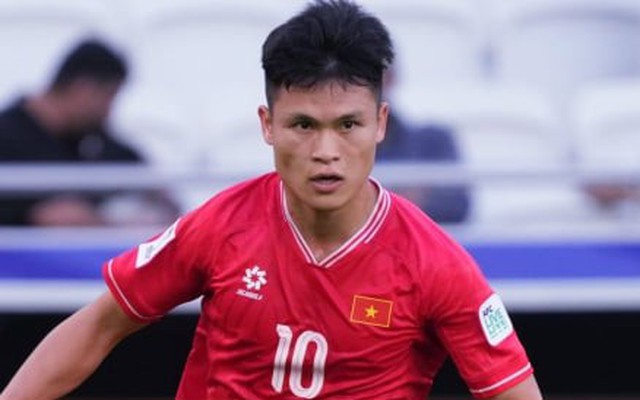 Tuyển thủ Việt Nam nhận lót tay chuyển nhượng gần 1 triệu USD