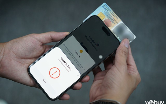 Người dùng Việt kêu trời vì iPhone quét NFC CCCD xác thực ngân hàng mãi không xong, chuyển sang Android thì "phút mốt"