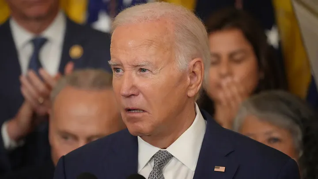 Ông Biden ra chính sách không phải công dân Mỹ cũng được bỏ phiếu?