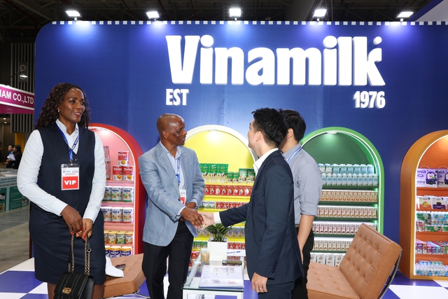 Đại diện Vinamilk: Sữa Việt Nam sẵn sàng tham gia chuỗi bán lẻ toàn cầu- Ảnh 2.