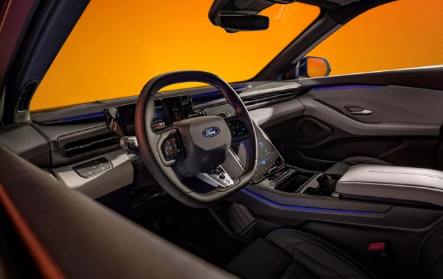 Ford Capri 2024 ra mắt: Giá kỳ vọng quy đổi 1,5 tỷ, chung gầm VW, dáng coupe SUV, chạy gần 630km/sạc