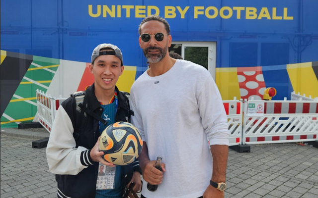 VĐV Việt Nam "khoe" skill tâng bóng đỉnh cao, được “huyền thoại bóng đá thế giới” Rio Ferdinand mời giao lưu tại EURO 2024