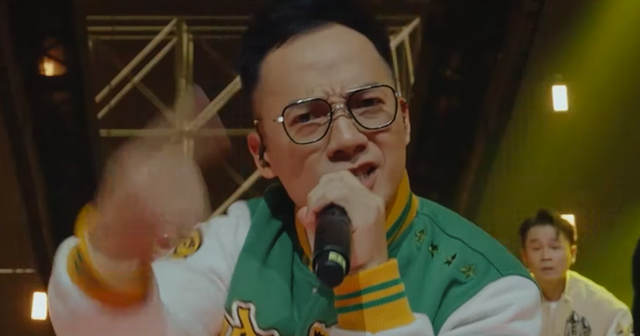 Tiến Đạt bùng nổ sau 10 năm bỏ nghề, 30 anh trai dè chừng