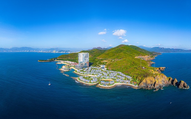 Dạo quanh “ngôi làng tỷ phú” tự do và hạnh phúc Gran Meliá Nha Trang