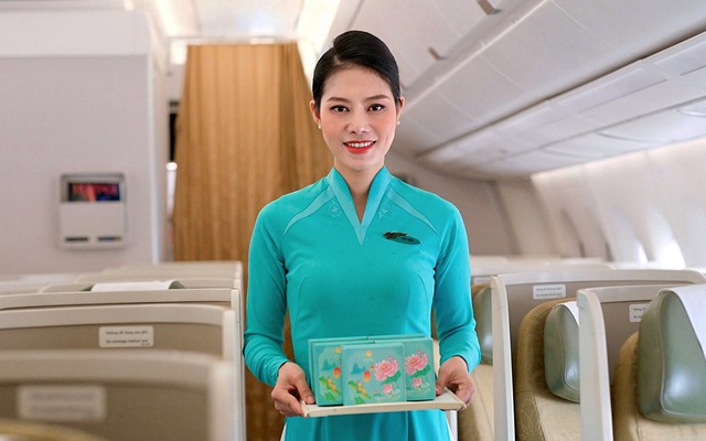 Vietnam Airlines phục vụ bánh Trung thu trên các chuyến bay