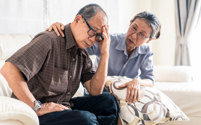 Không con cái, ông giáo U70 chăm nuôi cháu trai như con ruột: vô tình nghe 1 câu nói "chết điếng", đến cuối đời mới vỡ lẽ trao hết quyền thừa kế