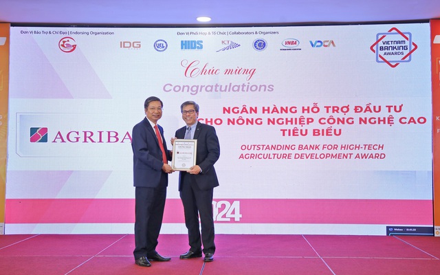 Agribank được vinh danh 3 giải thưởng Ngân hàng Việt Nam tiêu biểu 2024