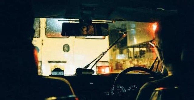 Chở người phụ nữ đến ngôi nhà hoang, tài xế taxi bị cảnh sát triệu tập: Phanh phui đường dây tội phạm với số tiền hơn 200 tỷ đồng- Ảnh 1.