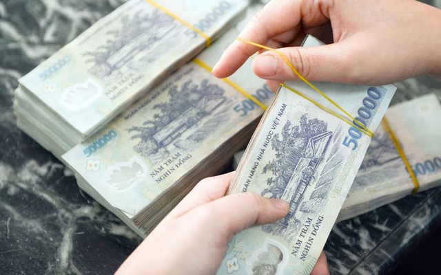 Ngân hàng đầu tiên công bố giảm lãi suất cho vay sau bão Yagi, lên tới 1%/năm