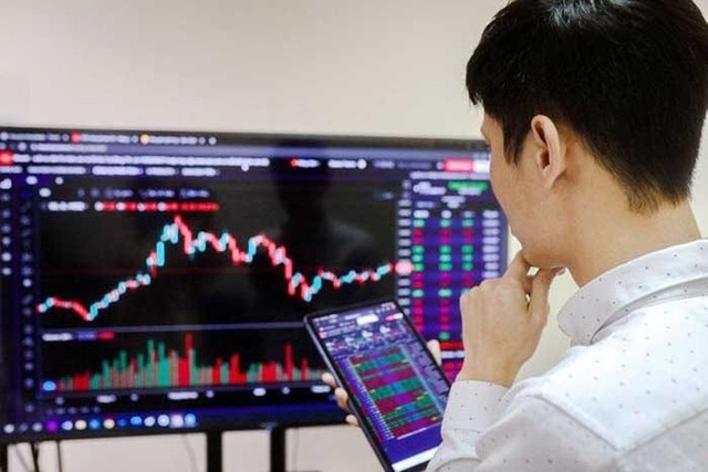 Nhà đầu tư chuyên nghiệp phải “trading nhiều", chuyên gia nói gì?