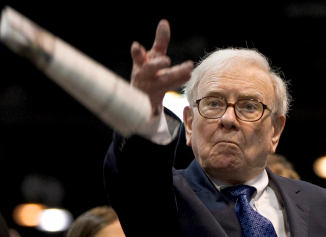 Warren Buffett thu về hơn 6 tỷ USD sau khi bán một cổ phiếu nắm giữ suốt 13 năm: Chuyên gia nhận định mục đích 'không ngờ'