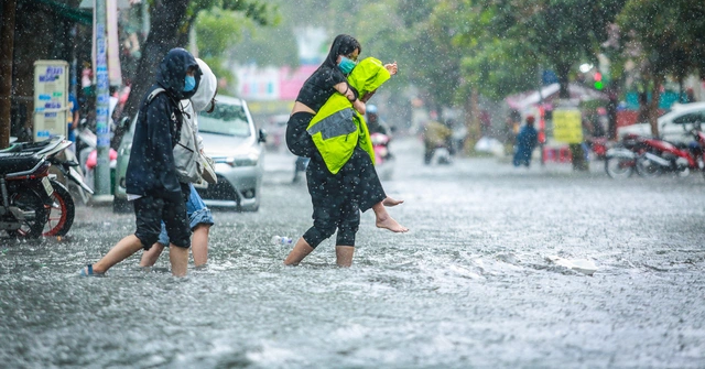 QUAN TRỌNG: Siêu bão Yagi đổ bộ, sinh viên ở trọ tại Hà Nội cần biết ngay những điều này